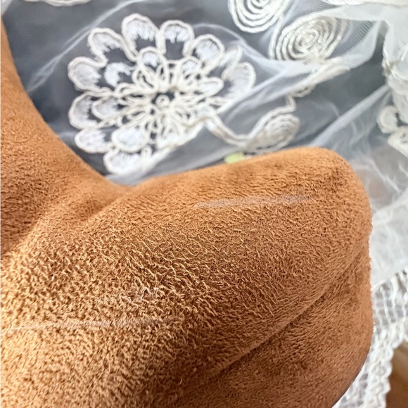 Elegant Wide Calf Tan Suede Platform Heeled Boots - Picture 11 of 15